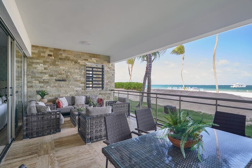 BEACHFRONT Condo- Sea View AH-102 @Costa Atlantica