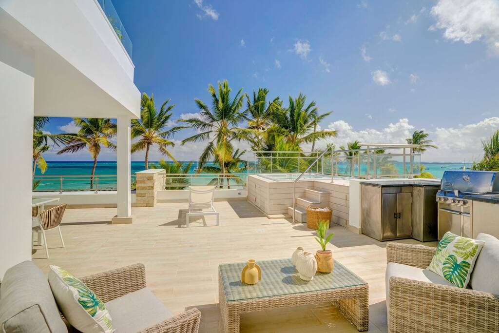 Beachfront Condo- Sea View AH-302 @Costa Atlantica