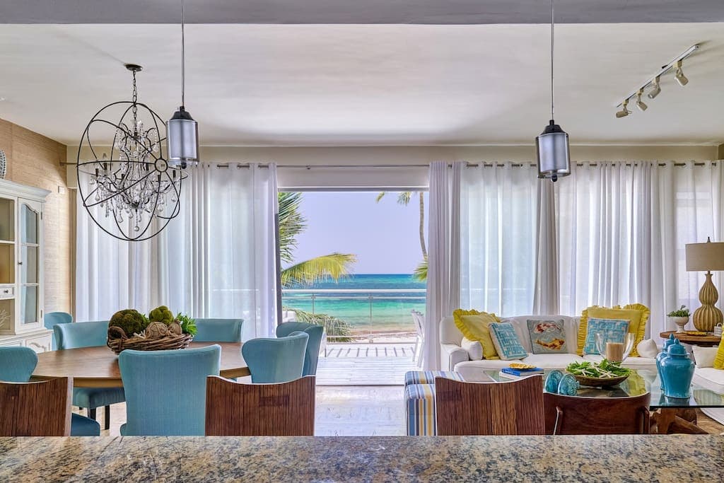 BEACHFRONT Condo w Sea View A-201 @Costa Atlantica