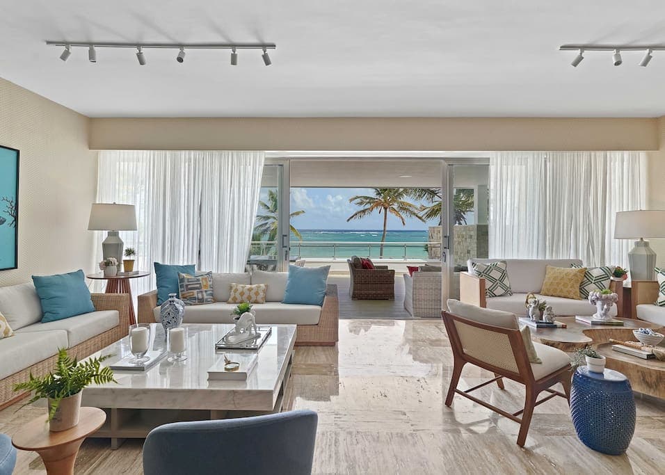 Beachfront Penthouse AH-301 @ Costa Atlantica
