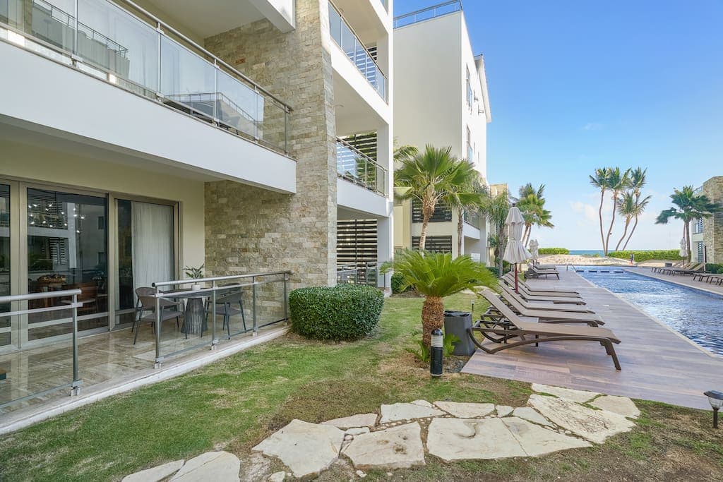 Oceanfront Superior Condo with Pool in Punta Cana