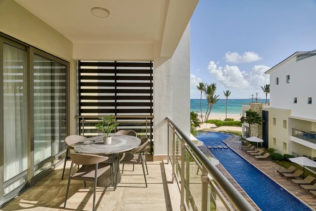 Oceanfront Superior Condo with Pool in Punta Cana